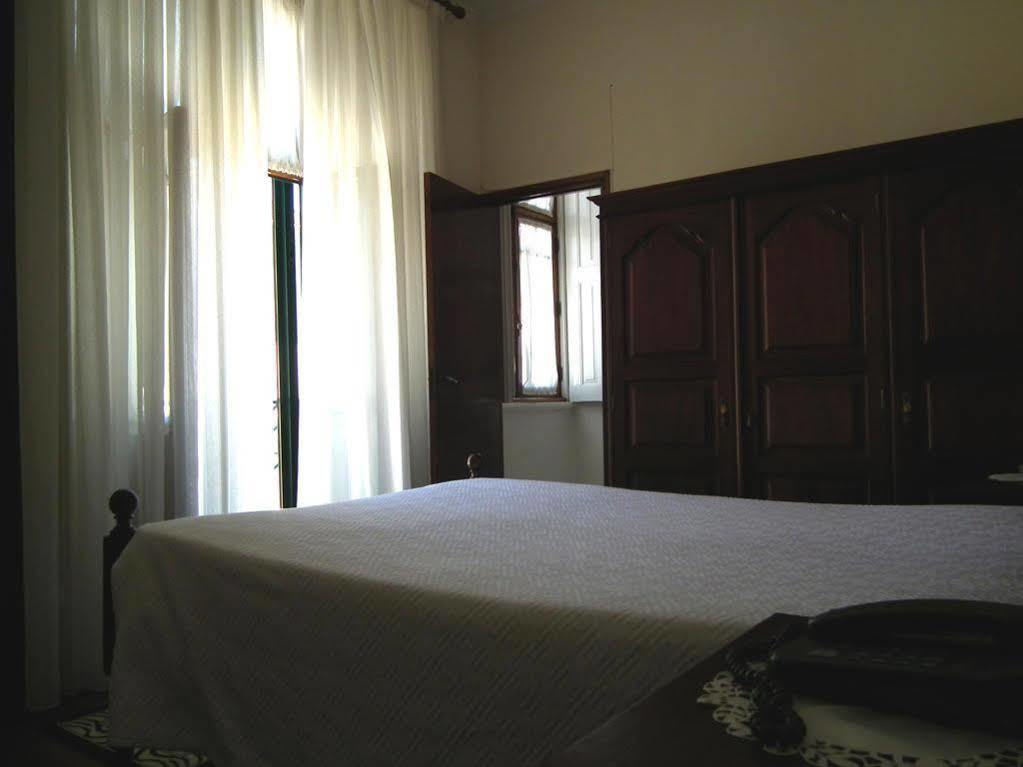 Hotel Visconde Porto Bagian luar foto